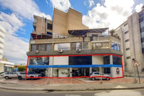 370m² Commercial property en Nicosia, Cyprus No. 48117 1