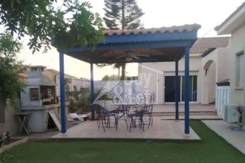 4 bedrooms Villa in Erimi, Cyprus No. 65446 11