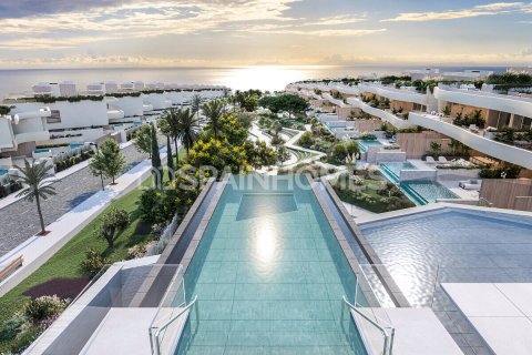 2 dormitorios Apartment en Marbella, Spain No. 25850 1