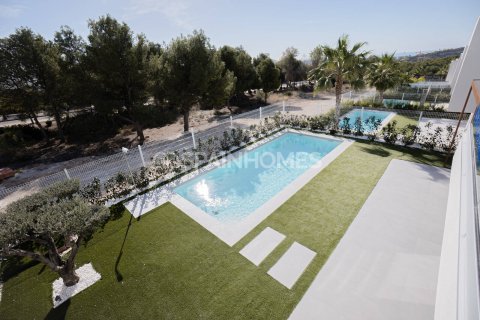 3 bedrooms Villa in Finestrat, Spain No. 25819 5