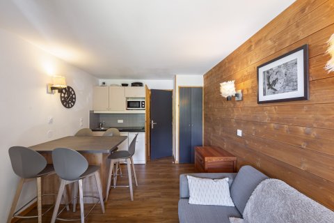 1 bedroom Apartment in Les Belleville, France No. 68384 2