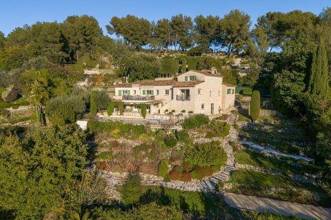 6 bedrooms Villa in Vence, France No. 67906 2