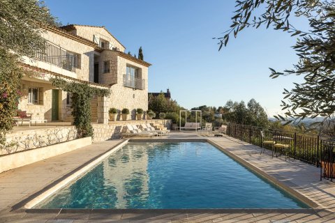 6 bedrooms Villa in Vence, France No. 67906 3