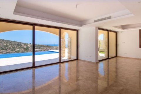 4 bedrooms Villa in Paphos, Cyprus No. 64848 2