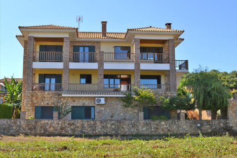 8 dormitorios Villa en Pyrgos, Greece No. 59583 9