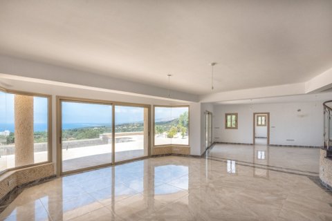 4 bedrooms Villa in Paphos, Cyprus No. 38093 4